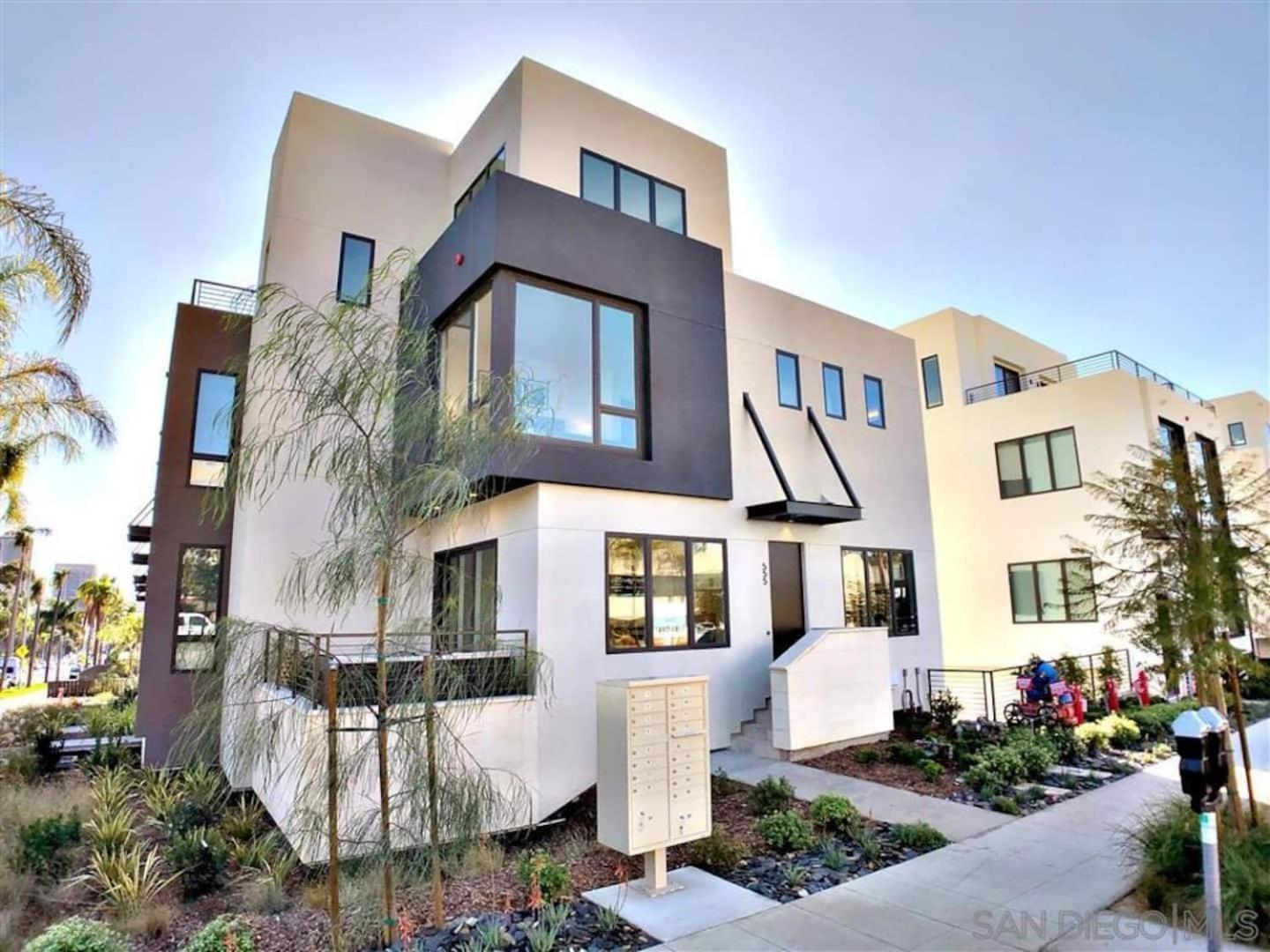 Вилла Upscale Modern Townhouse At Balboa Park Сан-Диего Экстерьер фото
